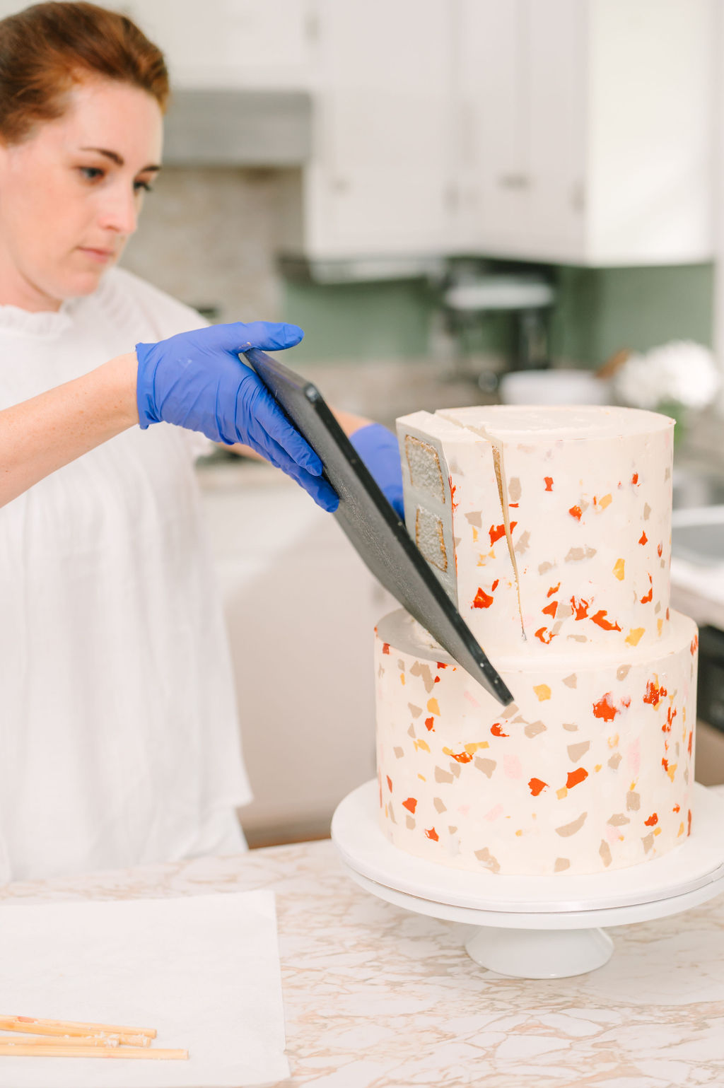 How To Cut A Wedding Cake